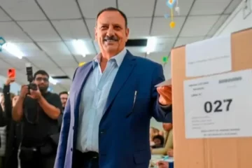 Quintela aseguró su reelección como gobernador de La Rioja Quintela aseguró su reelección como gobernador de La Rioja