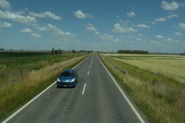 Dos nenes bahienses de 12 años se escaparon en un auto de la familia y los encontraron a 450 Km de la ciudad