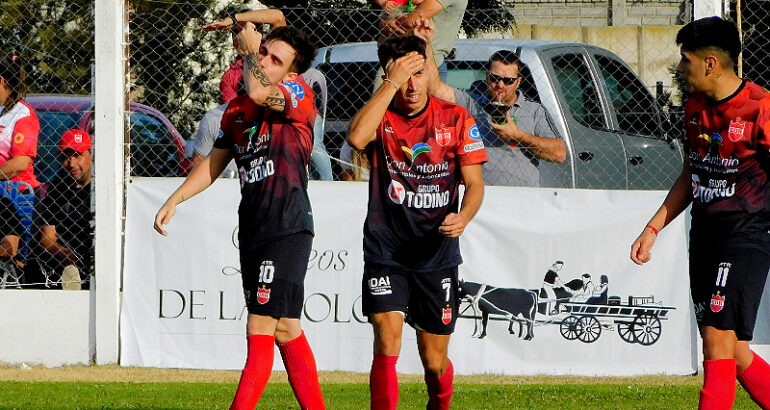 «El Rojo recibe a Peñarol en el «Luis Slobodianinck» «El Rojo recibe a Peñarol en el «Luis Slobodianinck»