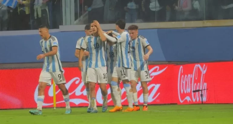 Mundial Sub 20: Argentina se lo dio vuelta a Uzbekistán y debutó con un triunfo