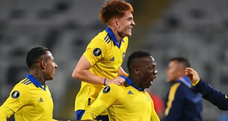 Boca logró un gran triunfo en Chile y es líder de su Grupo en la Libertadores