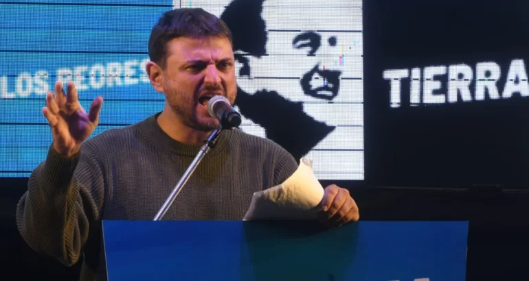 Procesaron a Juan Grabois por la toma del Instituto Perón y le fijaron un embargo de $5 millones Procesaron a Juan Grabois por la toma del Instituto Perón y le fijaron un embargo de $5 millones