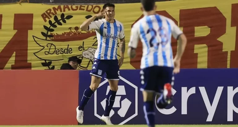 Racing visita a Colón en Santa Fe