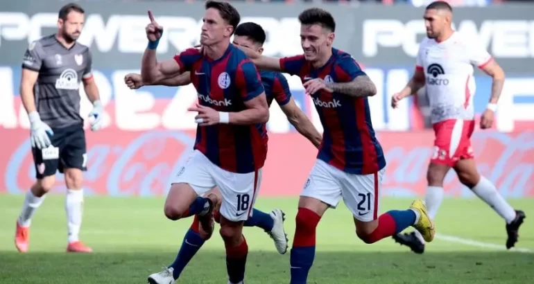 San Lorenzo venció Instituto con dos penales de Vombergar