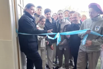 El ministro Sileoni inauguró varias obras en Coronel Suárez