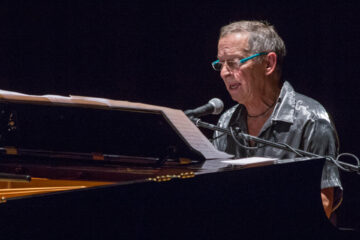 Hugo Fattoruso lleva su música a Carhué Hugo Fattoruso lleva su música a Carhué