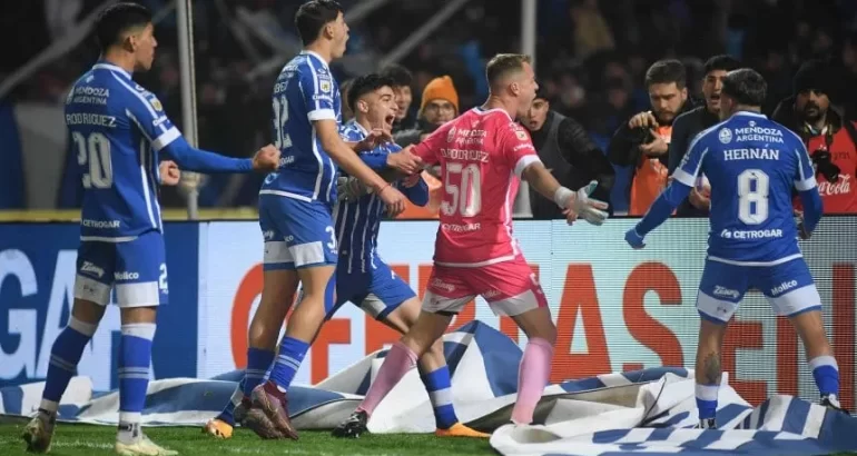 Boca la pasó mal en Mendoza y cayó goleado por 4-0 ante Godoy Cruz Boca la pasó mal en Mendoza y cayó goleado por 4-0 ante Godoy Cruz