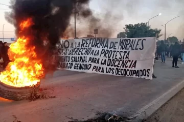Docentes convocan a paro nacional por la represión en Jujuy