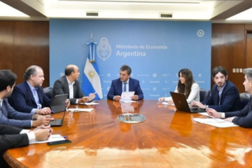El Gobierno logró un canje de deuda con 78% de adhesión y más de $ 7 billones refinanciados El Gobierno logró un canje de deuda con 78% de adhesión y más de $ 7 billones refinanciados