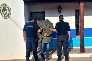 Rivera: Aprehenden a un ladrón encapuchado dentro de una vivienda Rivera: Aprehenden a un ladrón encapuchado dentro de una vivienda