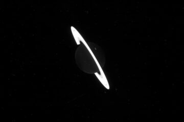 El telescopio James Webb captó increíbles imágenes de Saturno y sus anillos en todo su esplendor