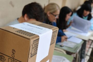 Elecciones 2023: Las autoridades de mesa cobrarán un total de $ 40 mil de viático Elecciones 2023: Las autoridades de mesa cobrarán un total de $ 40 mil de viático