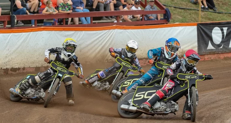 Speedway: el pampeano Kreder cumplió su sueño y quedó en la historia Speedway: el pampeano Kreder cumplió su sueño y quedó en la historia