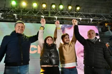 Elecciones en Chubut: Juntos por el Cambio ganó ajustadamente y cortó con 20 años de peronismo Elecciones en Chubut: Juntos por el Cambio ganó ajustadamente y cortó con 20 años de peronismo