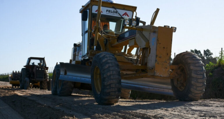 Caminos Rurales: Provincia licitó la obra de consolidación que beneficia a San Miguel, Lapin y Gascón Caminos Rurales: Provincia licitó la obra de consolidación que beneficia a San Miguel, Lapin y Gascón