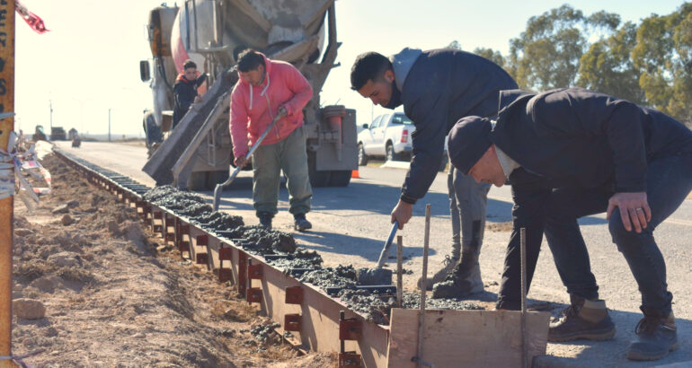 Carhué: Realizan mejoras en el Frente Costero