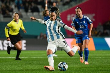 Argentina debutó con derrota ante Italia en el Mundial
