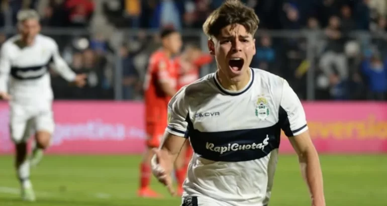Gimnasia se lo empató a Independiente en la última del partido Gimnasia se lo empató a Independiente en la última del partido