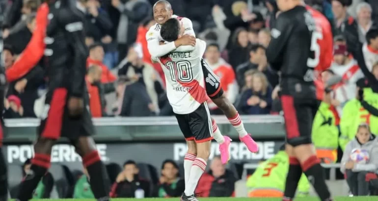 River le ganó a Colón y acaricia el título River le ganó a Colón y acaricia el título