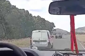 Denuncian de oficio y le retiran el carnet a la conductora filmada haciendo maniobras temerarias