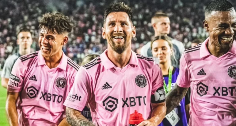 Con dos goles de Messi, Inter ganó el clásico y pasó de ronda Con dos goles de Messi, Inter ganó el clásico y pasó de ronda