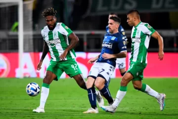 Racing va por la remontada ante Atlético Nacional, mientras espera Boca Racing va por la remontada ante Atlético Nacional, mientras espera Boca