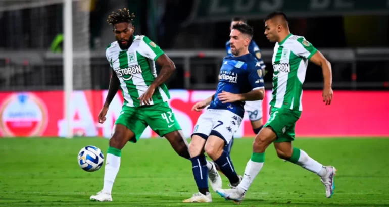Racing va por la remontada ante Atlético Nacional, mientras espera Boca Racing va por la remontada ante Atlético Nacional, mientras espera Boca