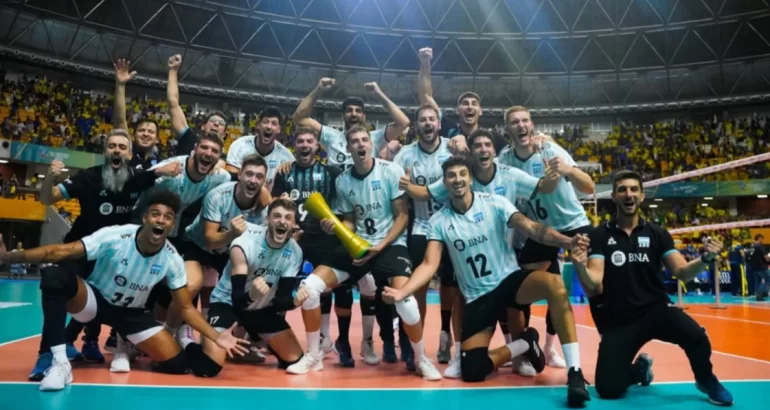 Histórico: Argentina venció a Brasil y se coronó campeón sudamericano de voley Histórico: Argentina venció a Brasil y se coronó campeón sudamericano de voley