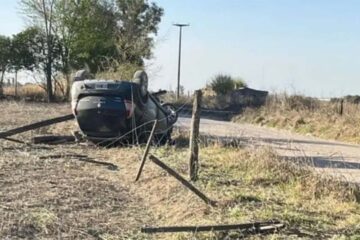 Tragédia en Córdoba: Una nena de 12 años le sacó el auto a los padres, chocó y murió Tragédia en Córdoba: Una nena de 12 años le sacó el auto a los padres, chocó y murió