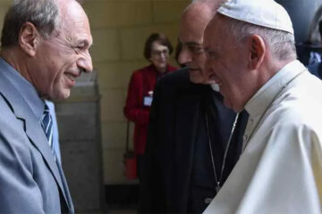 El Papa nombró a Zaffaroni en un nuevo organismo para investigar y promover los derechos sociales