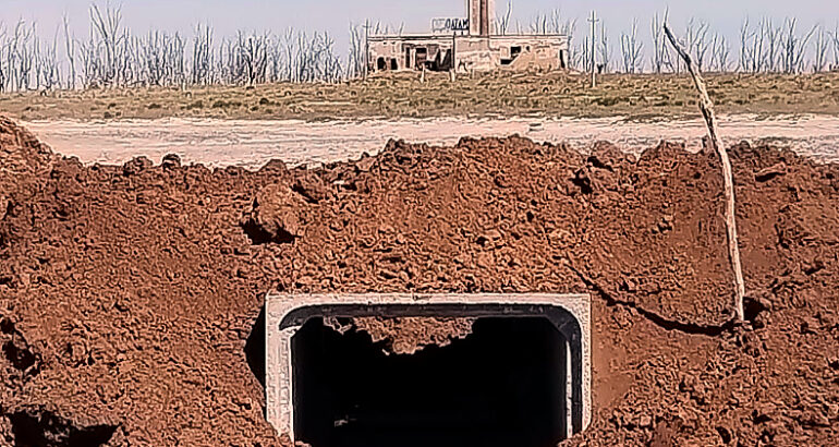 Carhué: Reconstruyen el viejo camino a Epecuén, inhabilitado hace más de 35 años Carhué: Reconstruyen el viejo camino a Epecuén, inhabilitado hace más de 35 años