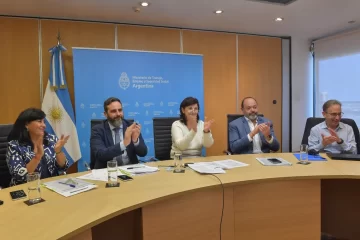 Aprobaron un aumento del 32,2% del salario mínimo: en diciembre será de $156.000