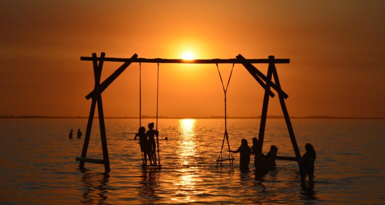 Lago Epecuén Carhué apuesta fuerte a la Feria Internacional de Turismo Lago Epecuén Carhué apuesta fuerte a la Feria Internacional de Turismo