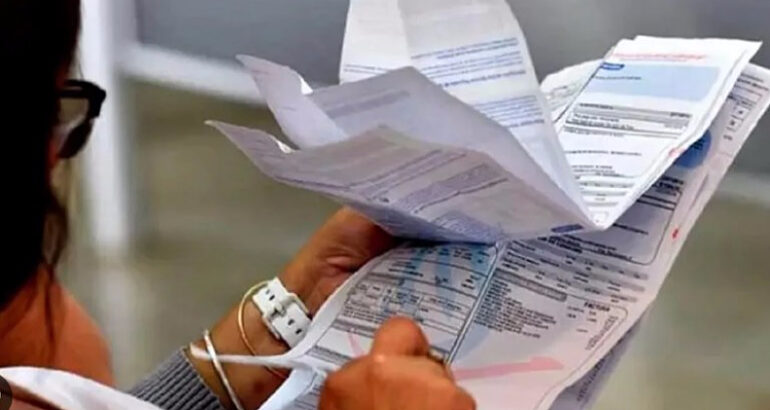 Mayo arranca con aumentos en alquileres, transporte, combustibles, prepagas, servicios públicos, telecomunicaciones Mayo arranca con aumentos en alquileres, transporte, combustibles, prepagas, servicios públicos, telecomunicaciones