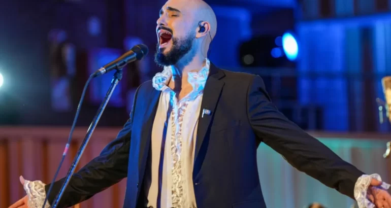 La AFA institucionalizó el Himno Nacional cantado por Abel Pintos como el oficial para los partidos La AFA institucionalizó el Himno Nacional cantado por Abel Pintos como el oficial para los partidos