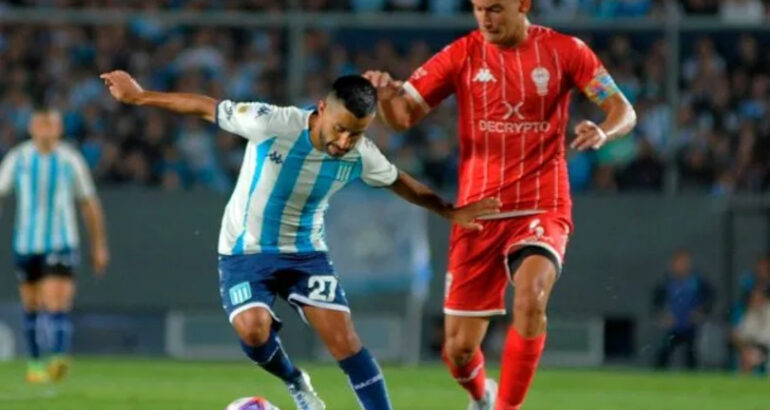 Racing quiere avanzar en la Copa Argentina ante Huracán en Córdoba Racing quiere avanzar en la Copa Argentina ante Huracán en Córdoba