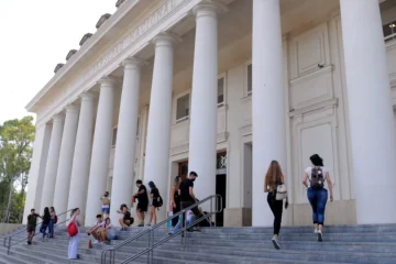 Docentes universitarios anunciaron un paro nacional para el 14 de marzo por el ajuste de Milei