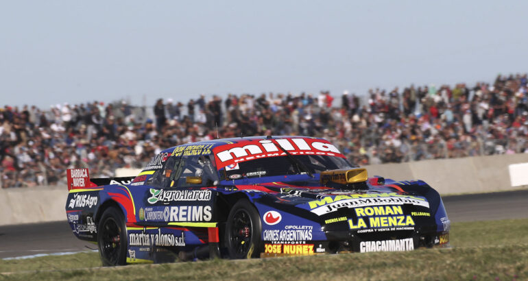 TC: Todino aprovechó el toque de Rossi a Urcera y ganó la 3ª serie TC: Todino aprovechó el toque de Rossi a Urcera y ganó la 3ª serie