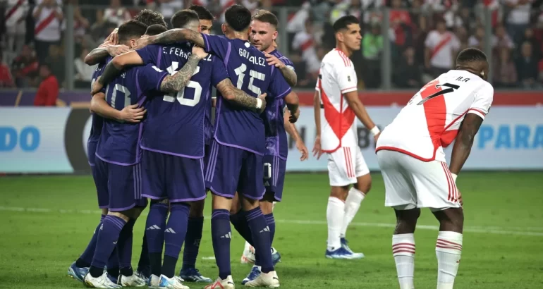 Con dos golazos de Messi y una actuación superlativa, Argentina le ganó a Perú Con dos golazos de Messi y una actuación superlativa, Argentina le ganó a Perú