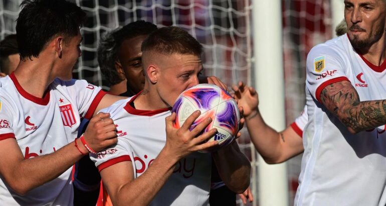 Estudiantes eliminó a Huracán y es semifinalista de la Copa Argentina Estudiantes eliminó a Huracán y es semifinalista de la Copa Argentina