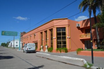 Carhué: Taller Atención en Establecimientos Gastronómicos y de Alojamiento