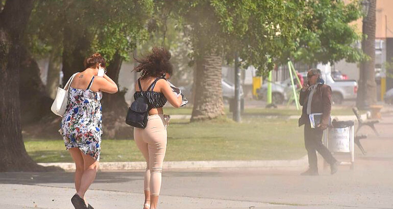 Domingo complicado: viento, lluvia y alerta amarillo y naranja en gran parte de la región