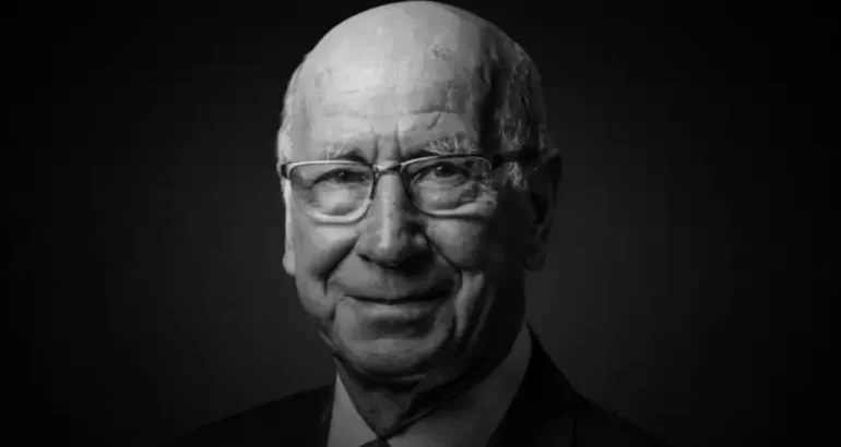 Murió Bobby Charlton, leyenda del fútbol inglés Murió Bobby Charlton, leyenda del fútbol inglés