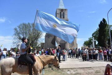 Gascón celebró el centenario de la Iglesia San Antonio Gascón celebró el centenario de la Iglesia San Antonio