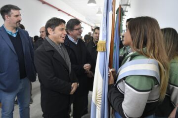 Paritarias: Kicillof convocó a docentes y estatales para la próxima semana