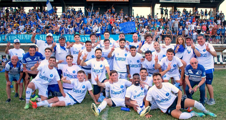 La Estrellita carhuense, séxtuple campeón de la Liga Regional de Fútbol La Estrellita carhuense, séxtuple campeón de la Liga Regional de Fútbol