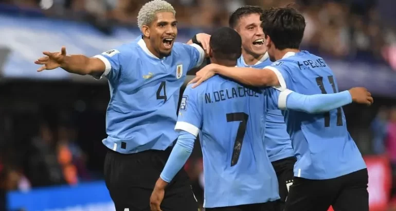 Argentina perdió el invicto ante Uruguay por las Eliminatorias Argentina perdió el invicto ante Uruguay por las Eliminatorias