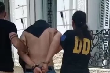 Aberrante: detienen en Bahía a un hombre por abusar de su hija Aberrante: detienen en Bahía a un hombre por abusar de su hija