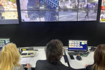 Milei monitoreó la manifestación desde el Departamento de Policía