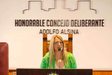 Juraron los nuevos concejales alsinenses y la presidenta del cuerpo será Ana Clara Uribe Echeverría